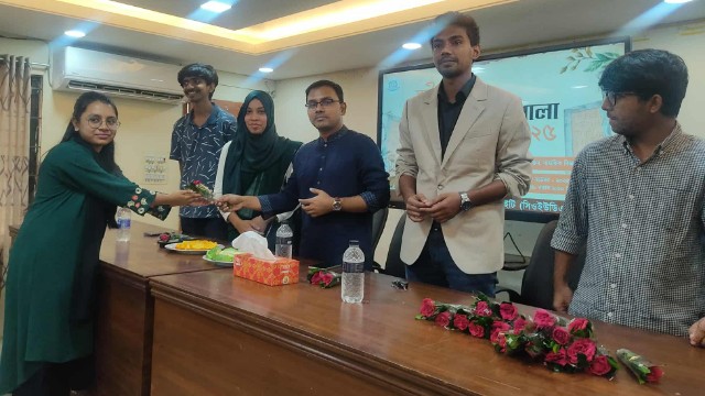 কুবিতে ডিবেটিং সোসাইটির নবীনবরণ ও প্রশিক্ষণ কর্মশালা অনুষ্ঠিত